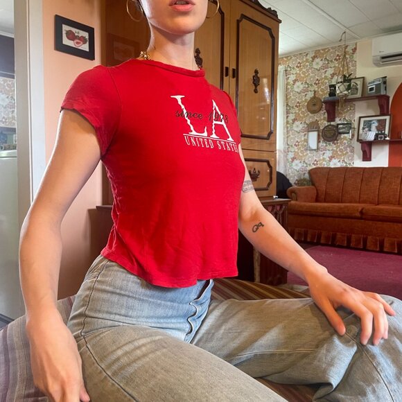 90s style LA red cropped baby tee! - Picture 7 of 15
